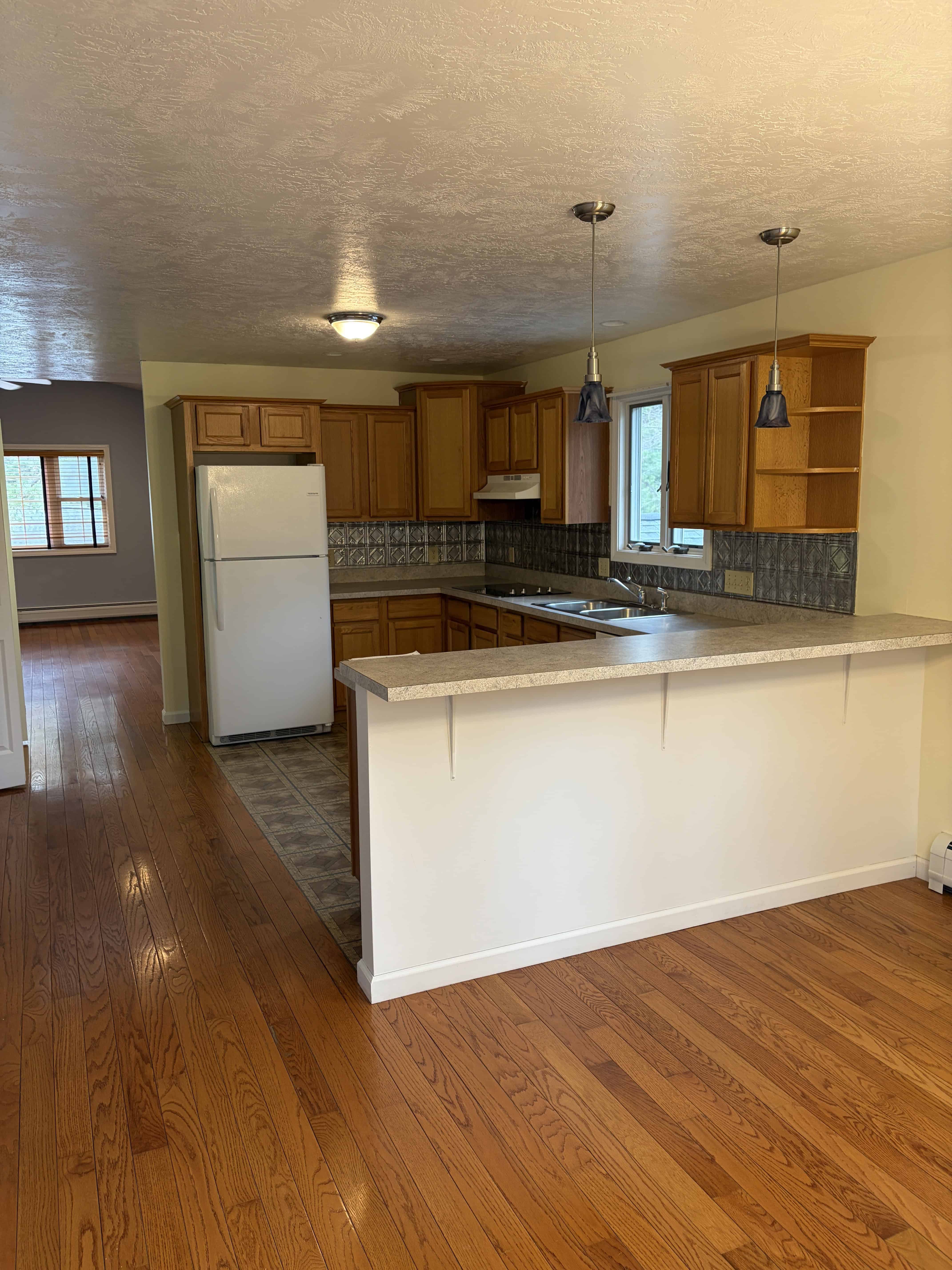 Easthampton MA 01027