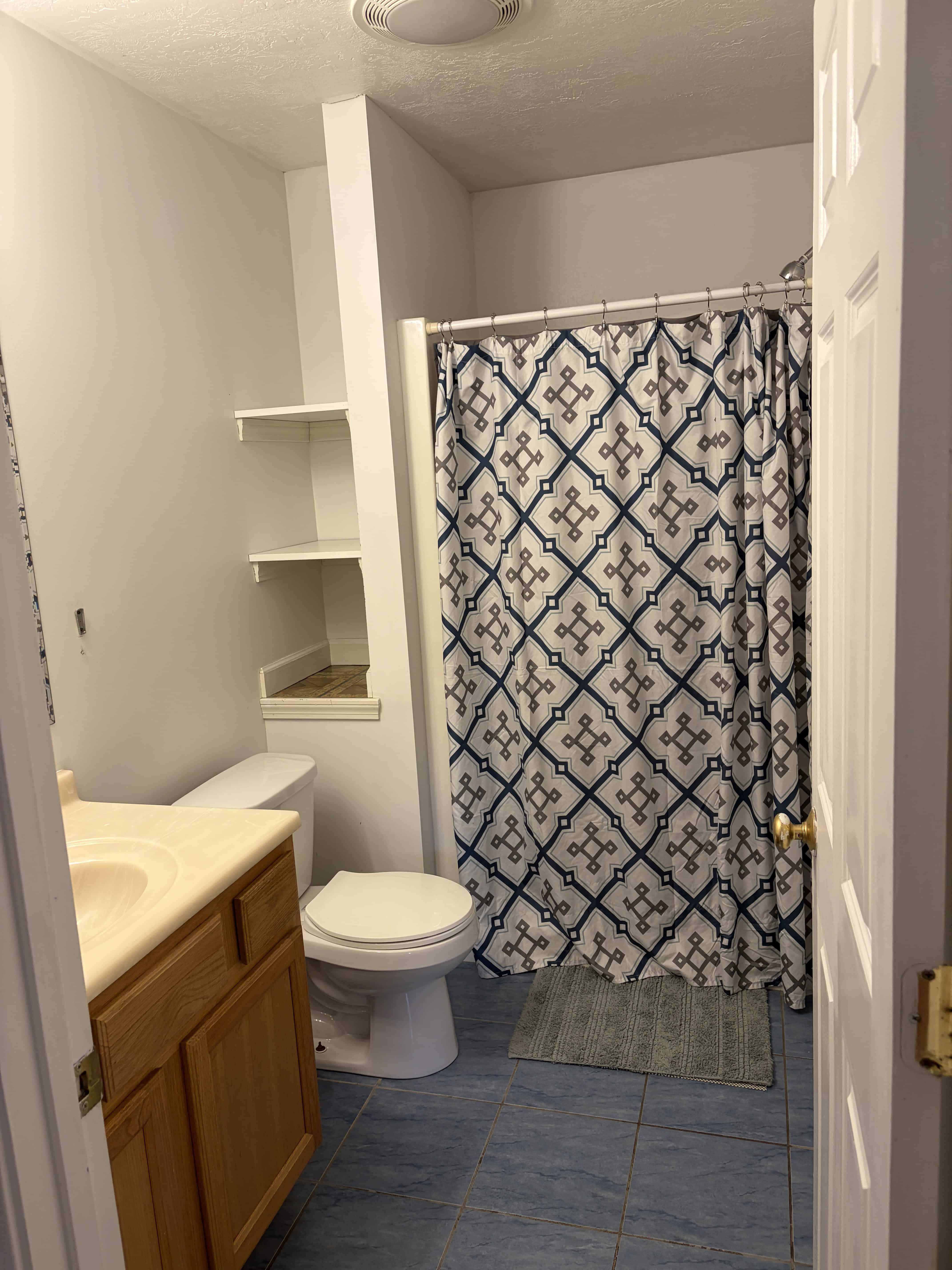 Easthampton MA 01027