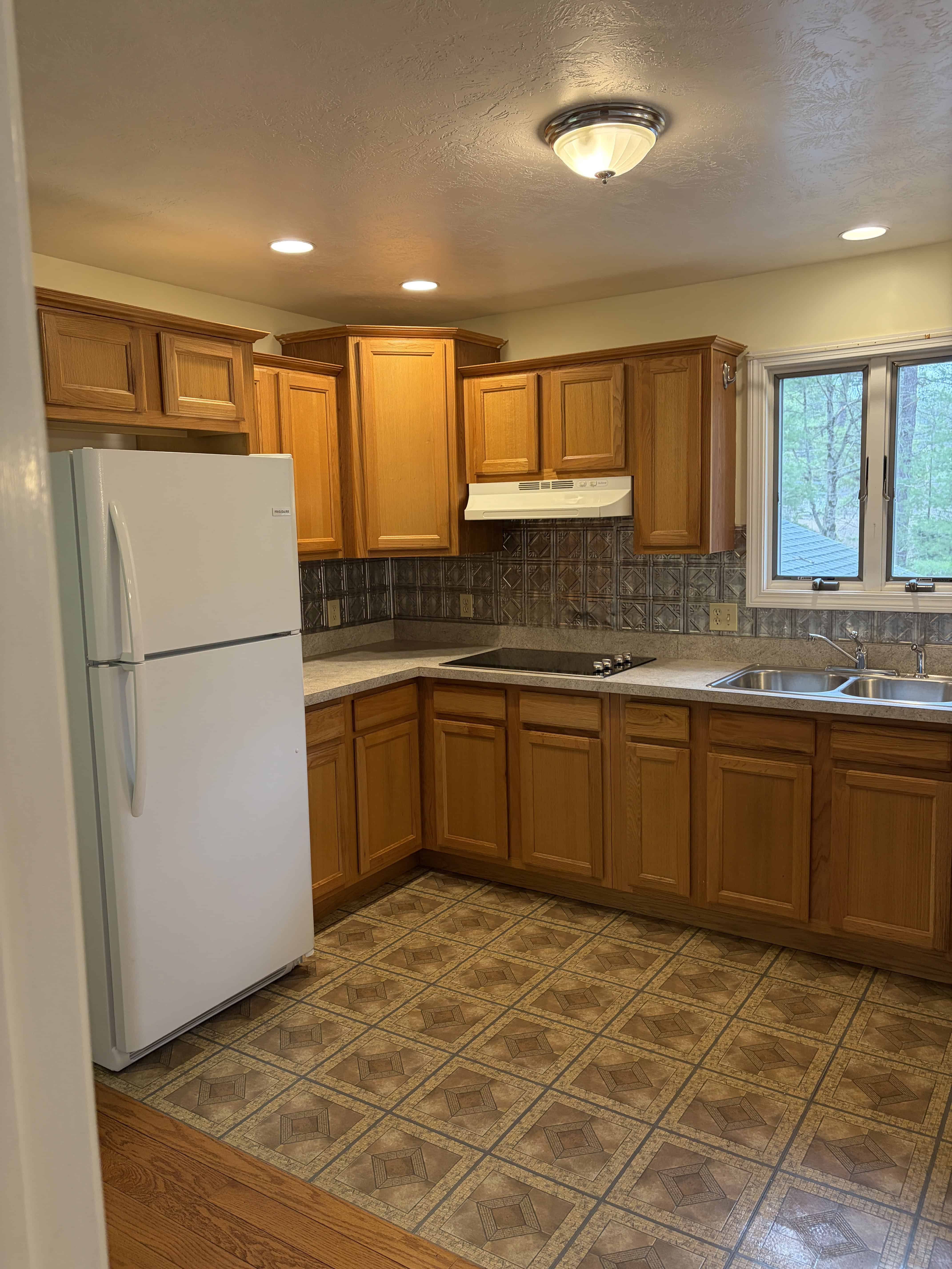 Easthampton MA 01027
