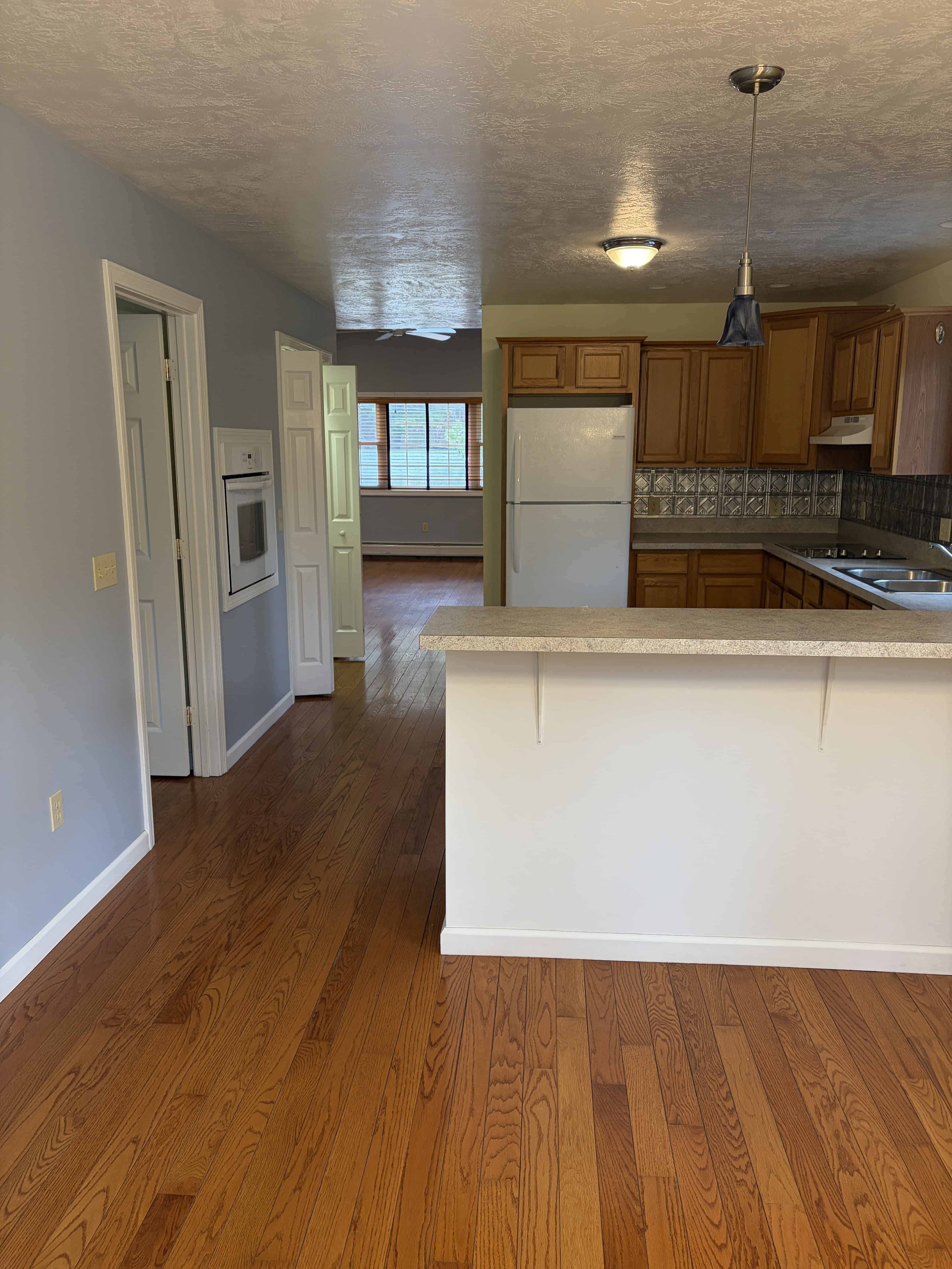 Easthampton MA 01027