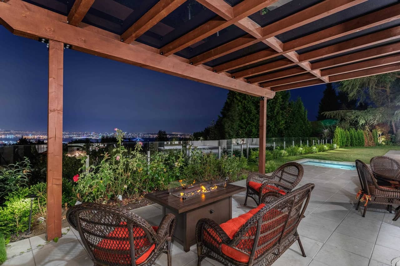 1367 Chartwell Drive West Vancouver BC V7S 2R4