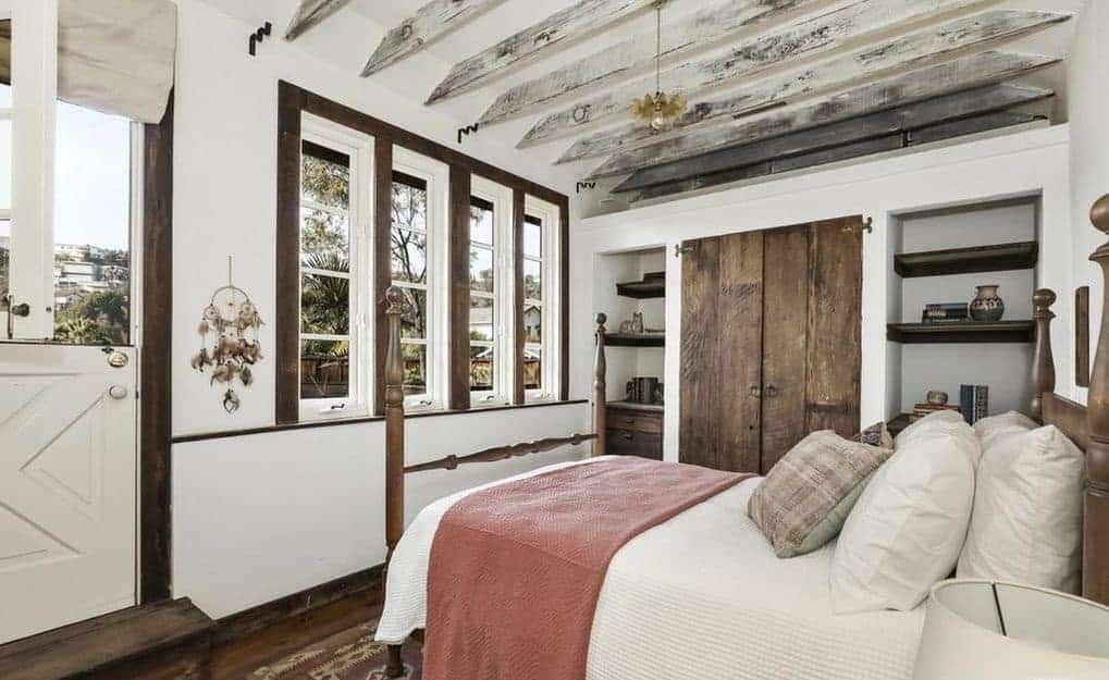 2566 Verbena Drive Los Angeles CA 90068