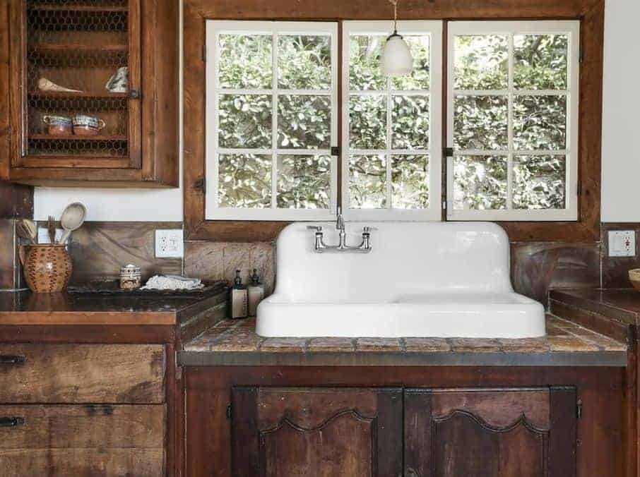 2566 Verbena Drive Los Angeles CA 90068