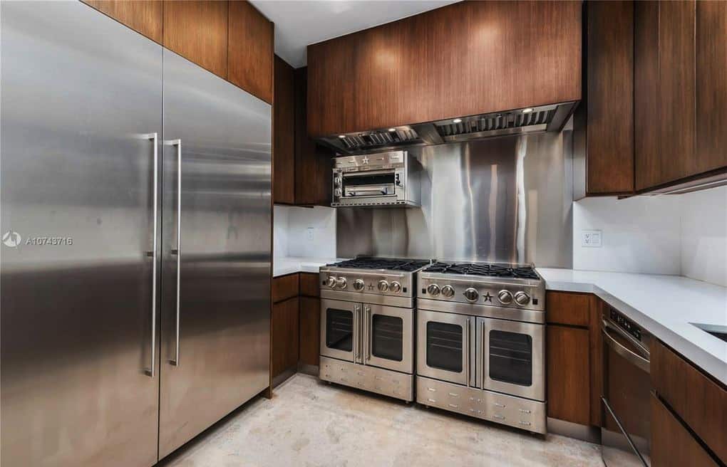 2920 N Bay Road Miami Beach FL 33140