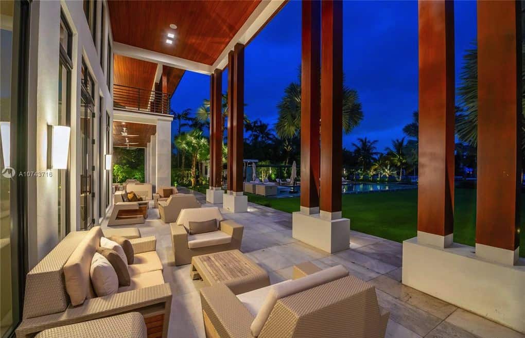 2920 N Bay Road Miami Beach FL 33140