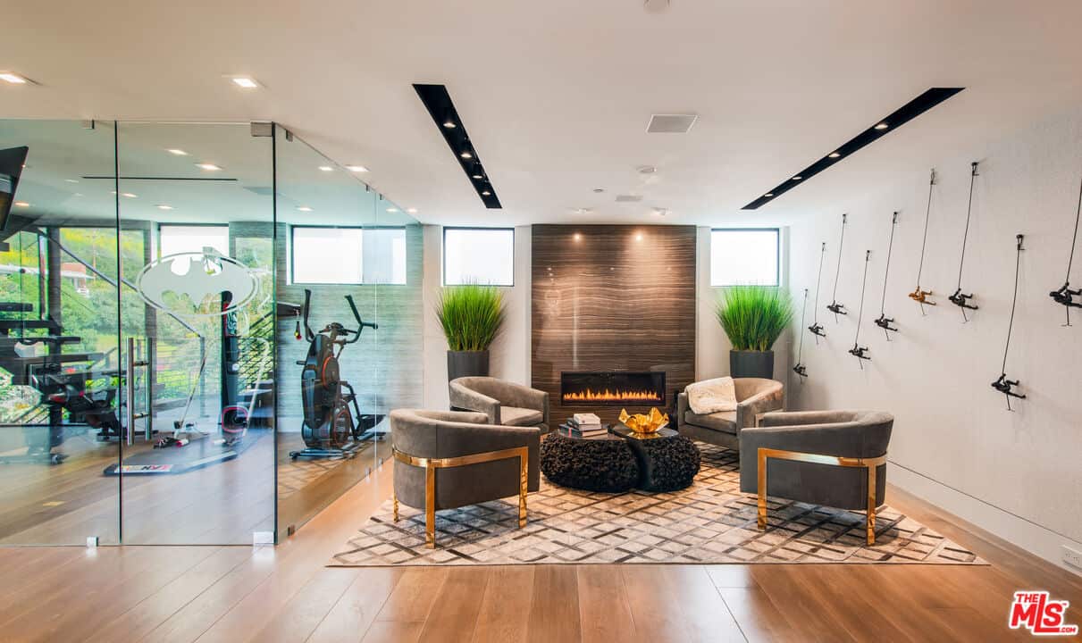 22150 Pacific Coast Highway Malibu CA 90265