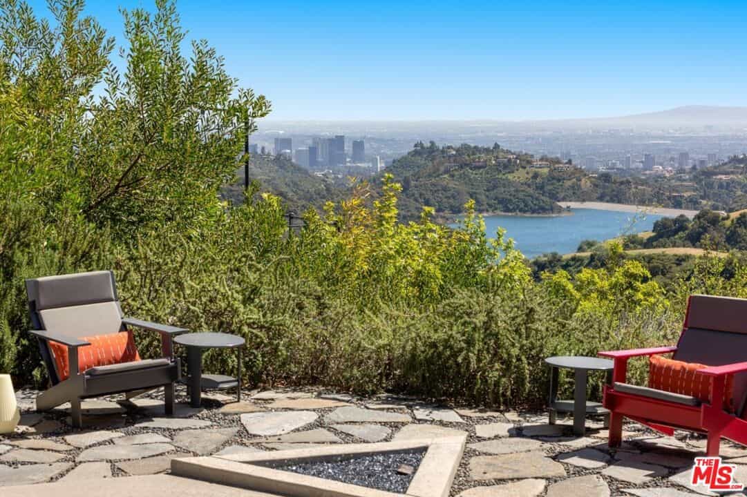 15216 Antelo Place Los Angeles CA 90077