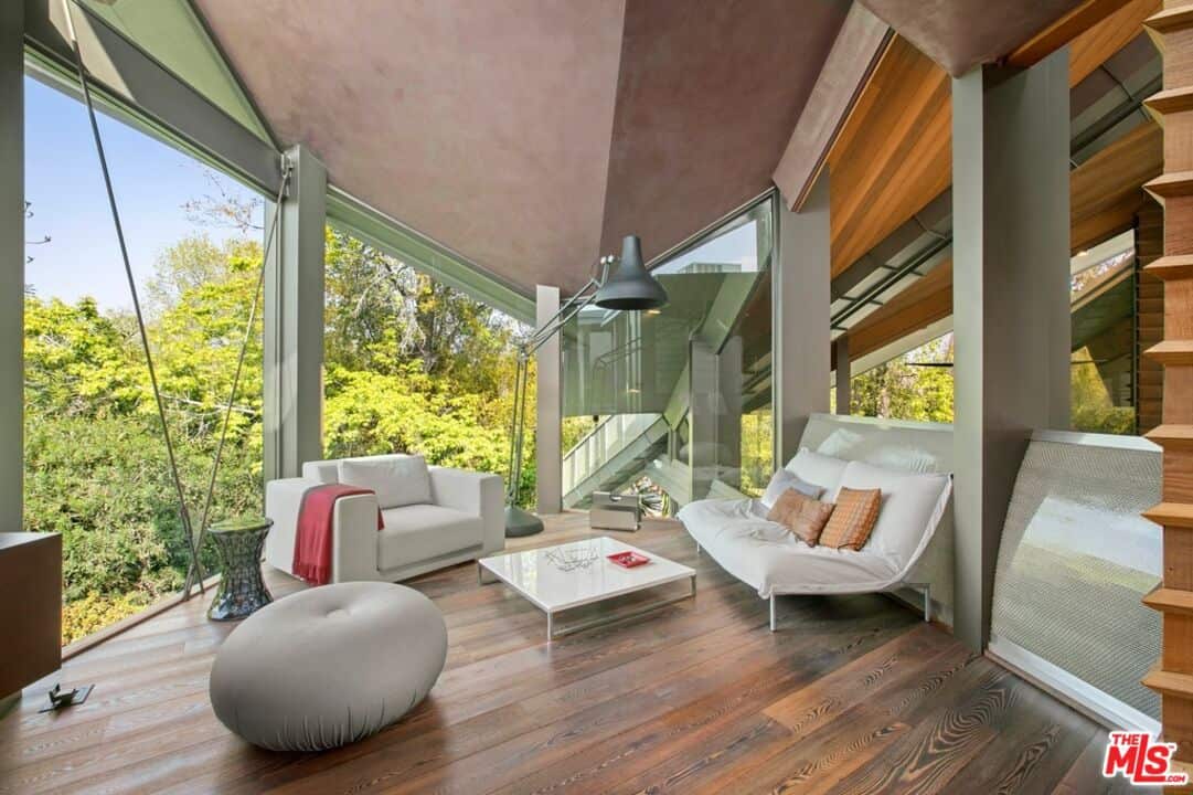 15216 Antelo Place Los Angeles CA 90077