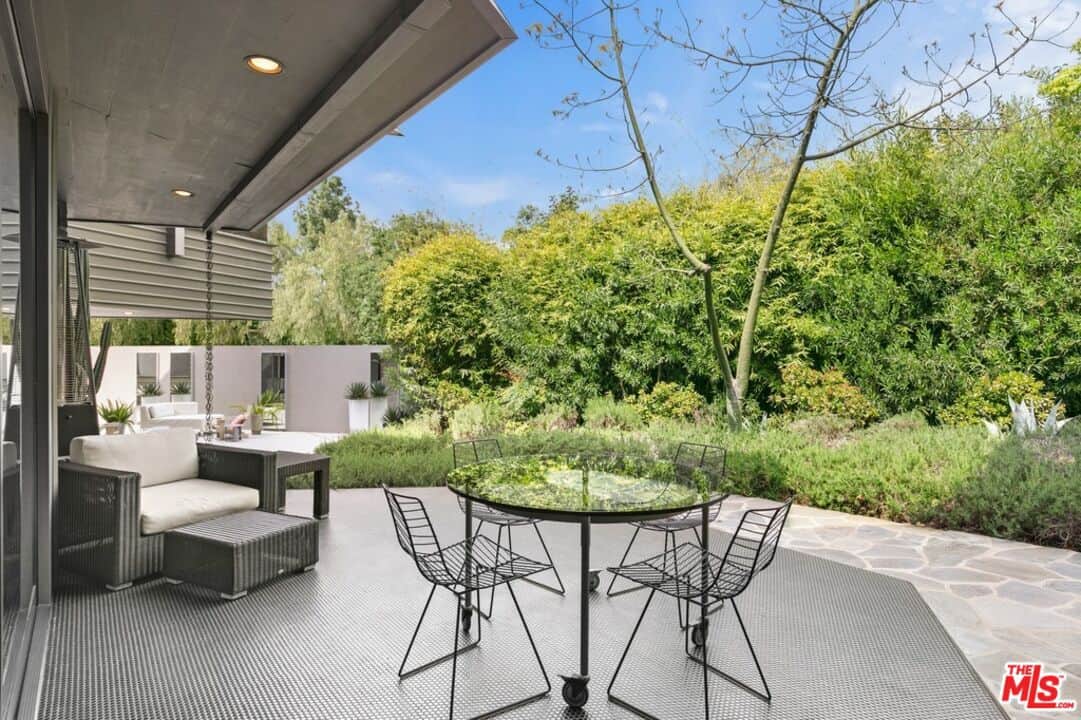 15216 Antelo Place Los Angeles CA 90077
