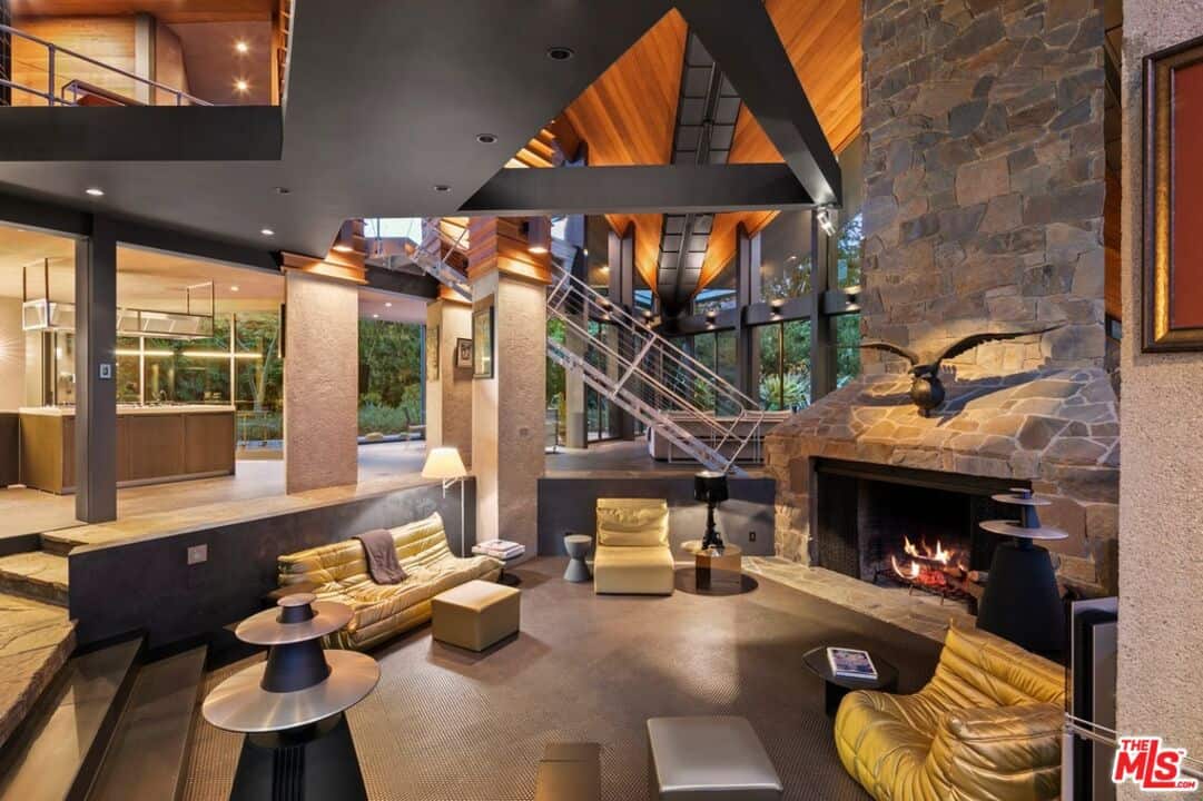 15216 Antelo Place Los Angeles CA 90077