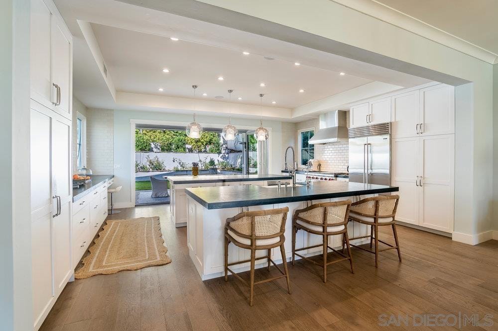 5769 Waverly Avenue La Jolla CA 92037