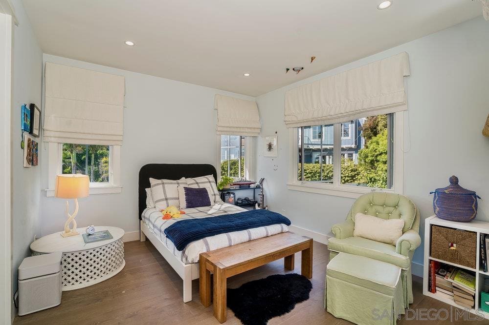 5769 Waverly Avenue La Jolla CA 92037