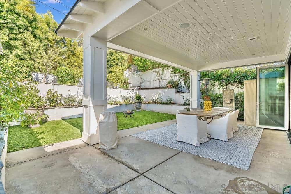 5769 Waverly Avenue La Jolla CA 92037