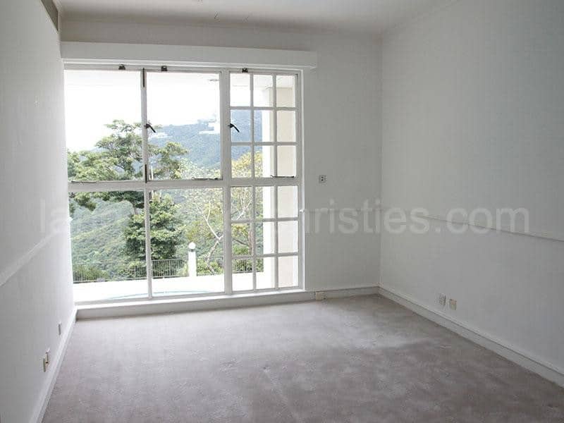 24 Middle Gap Road Mount Cameron HK