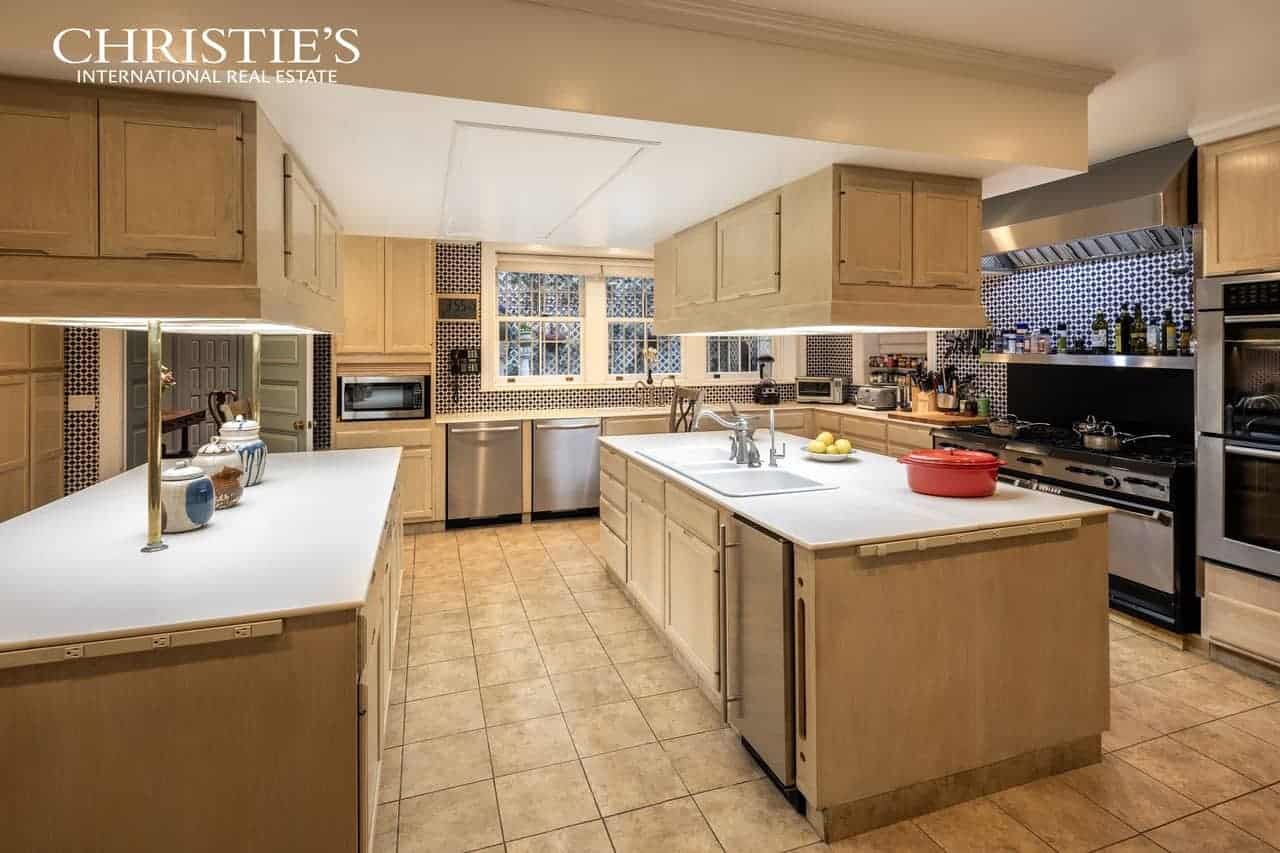 123 E 35th Street New York NY 10016
