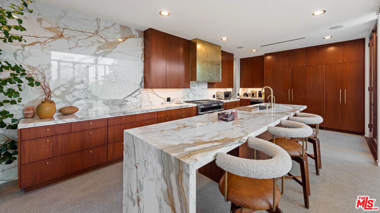 1875 Carla Ridge Beverly Hills CA 90210