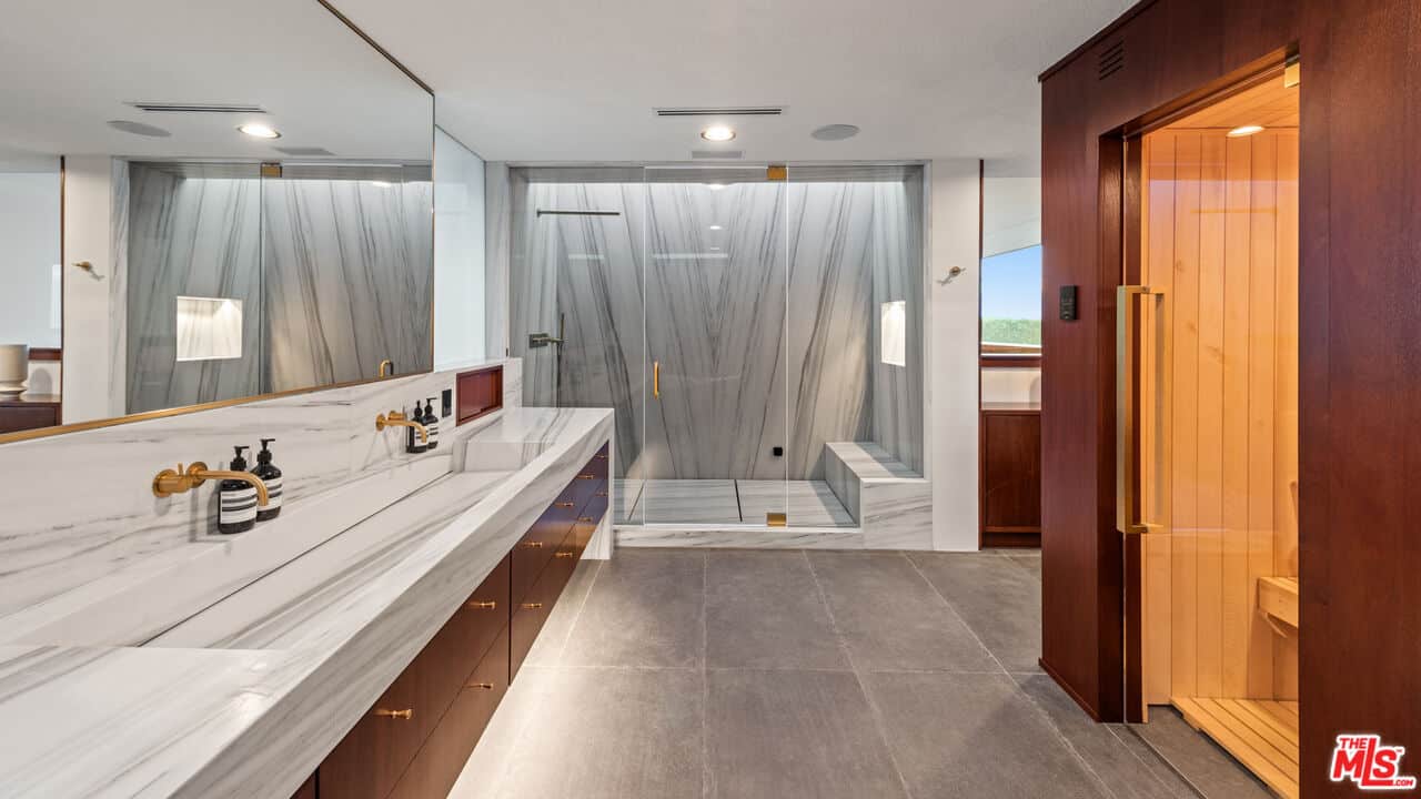 1875 Carla Ridge Beverly Hills CA 90210