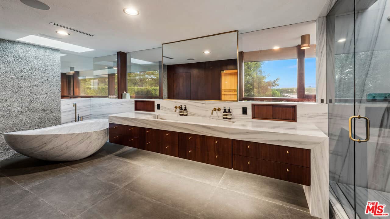 1875 Carla Ridge Beverly Hills CA 90210