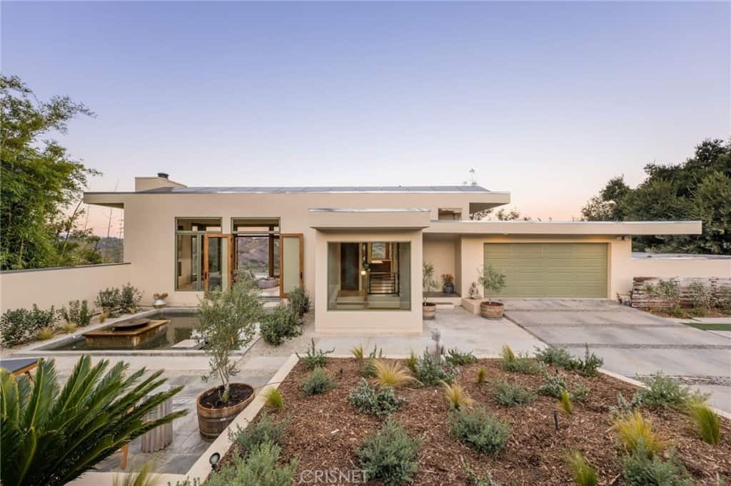 21925 Altaridge Drive Topanga CA 90290