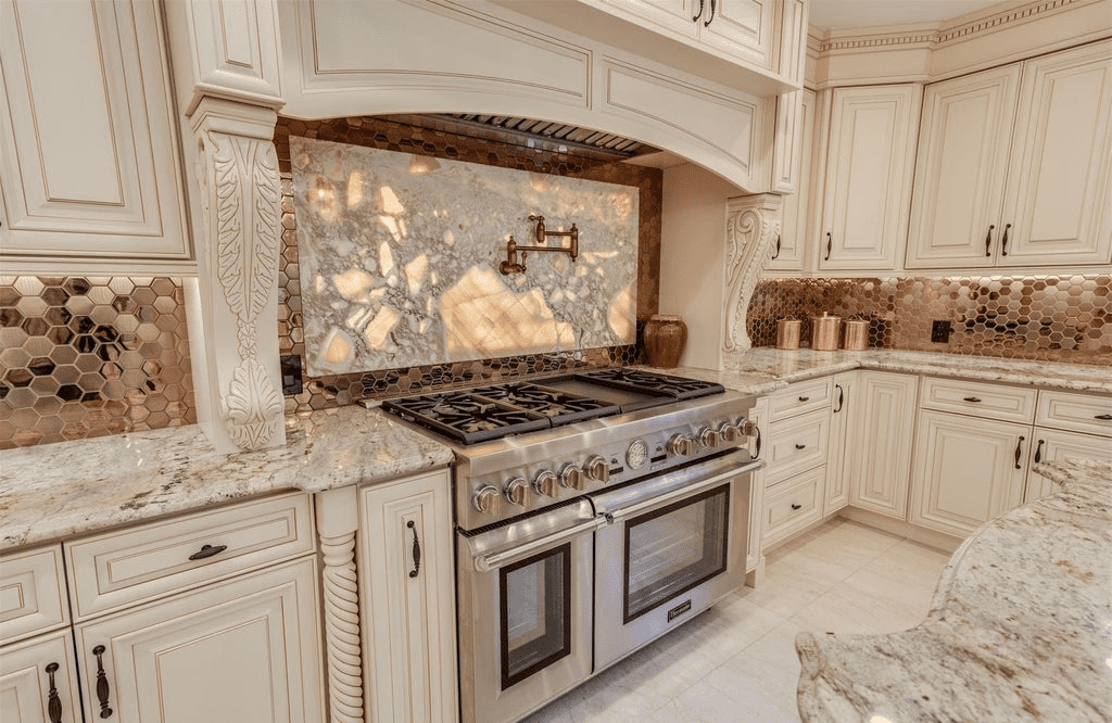 2 Brook Lane Brookville NY 11545