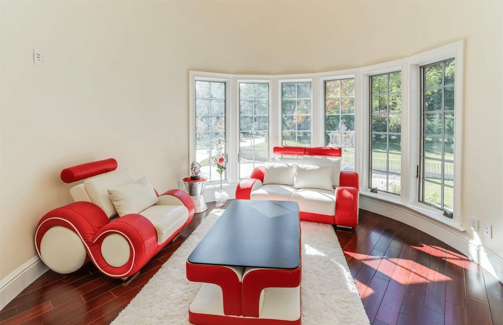 2 Brook Lane Brookville NY 11545