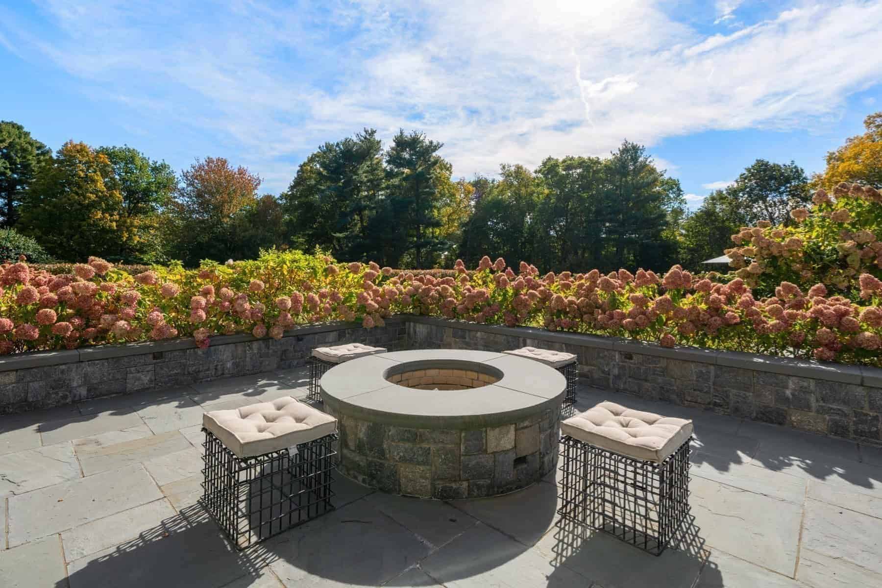 610 Harland Street, Milton, MA 02186