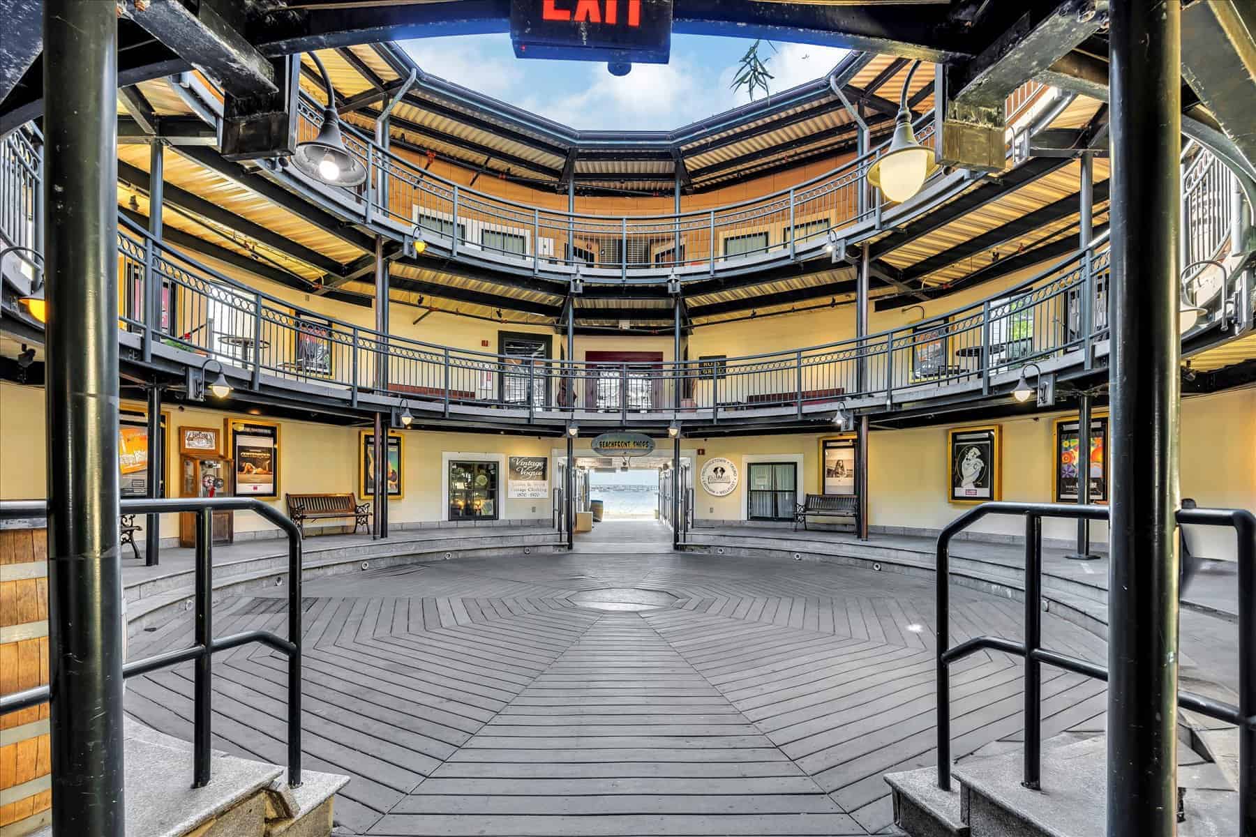 237 Commercial Provincetown MA 02657