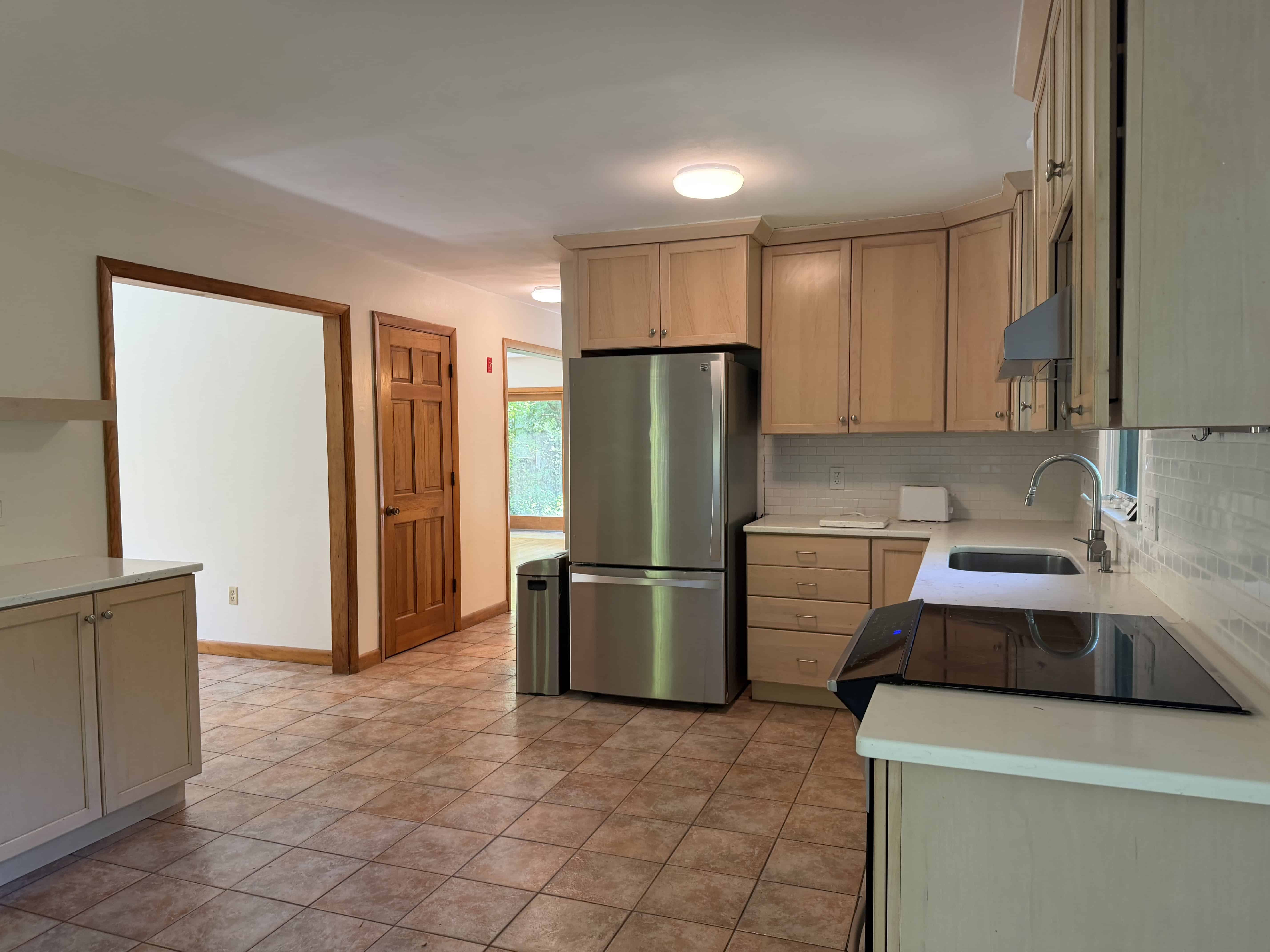 Pelham MA 01022