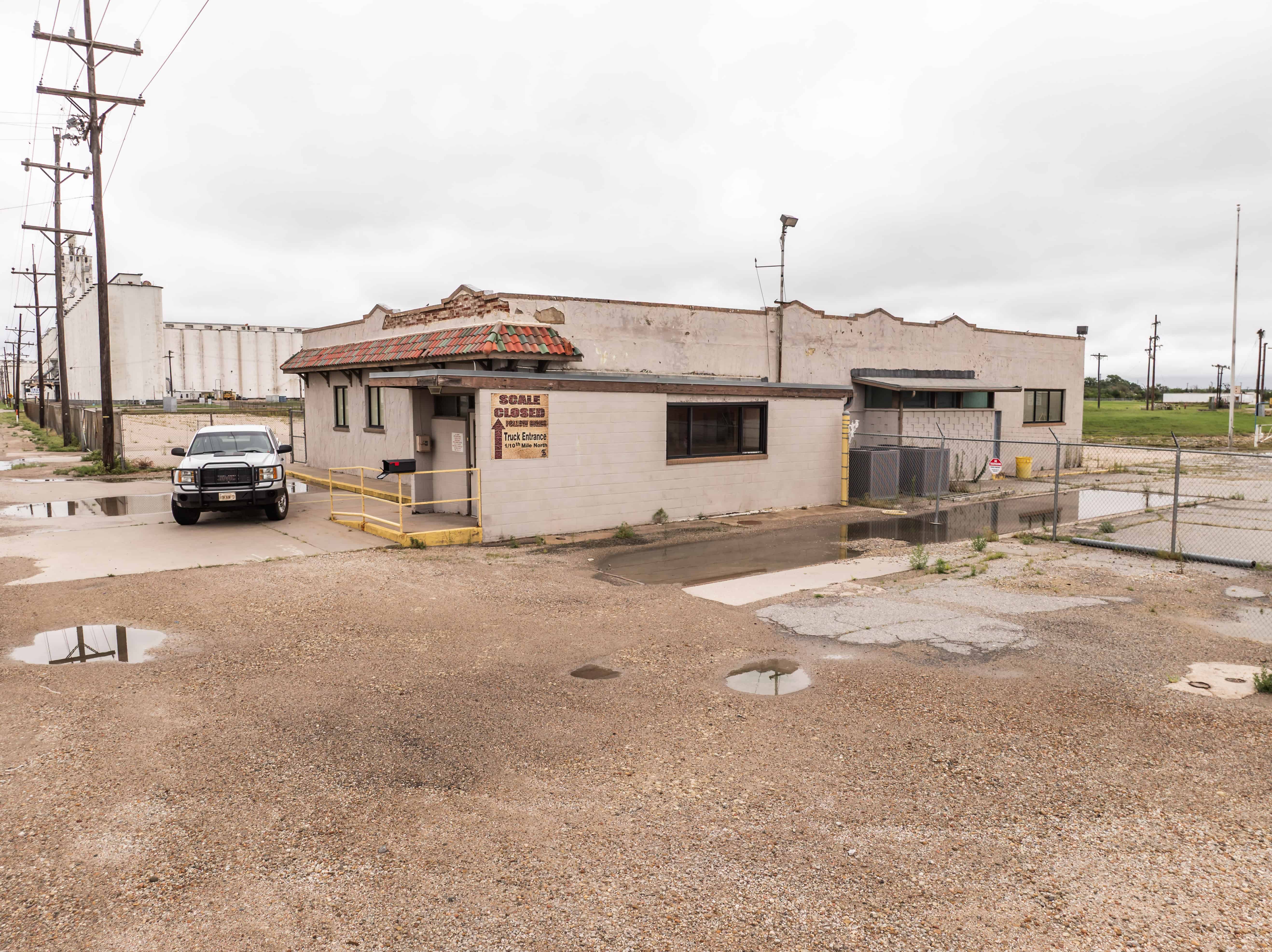 100 S Halstead Wichita KS 67501