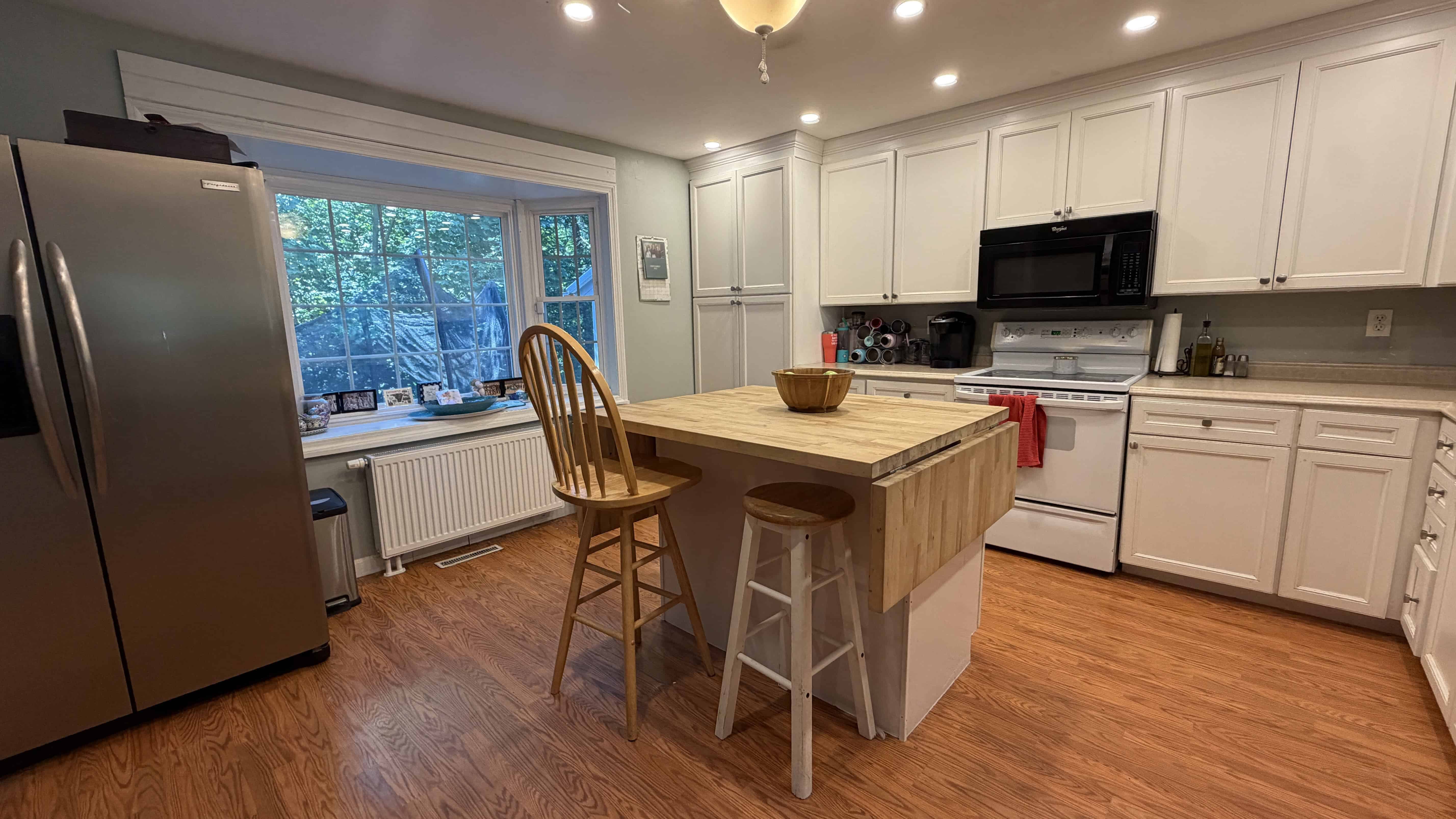 Easthampton MA 01027