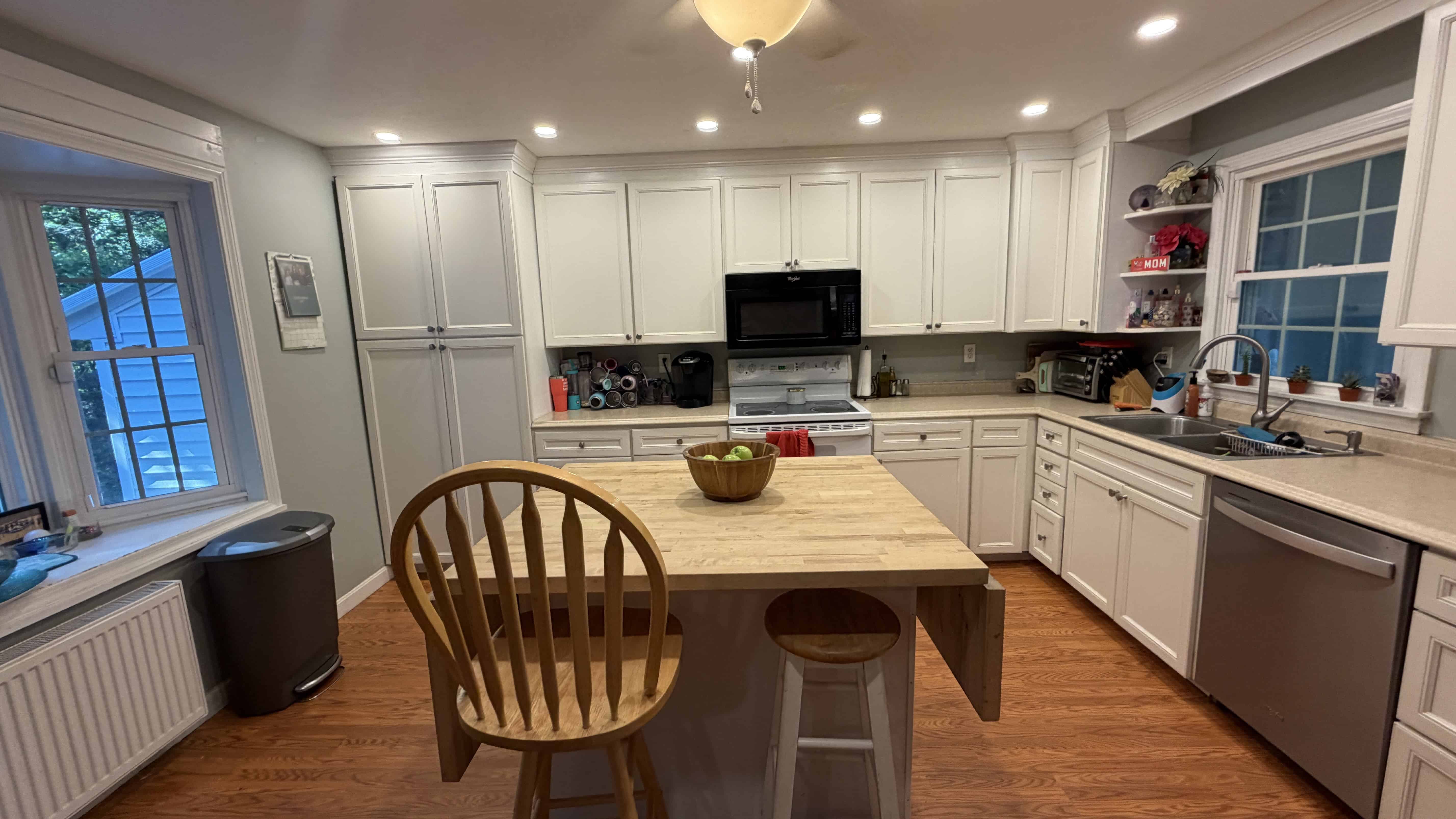 Easthampton MA 01027