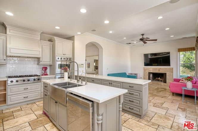 3458 Malaga Court Calabasas CA 91302