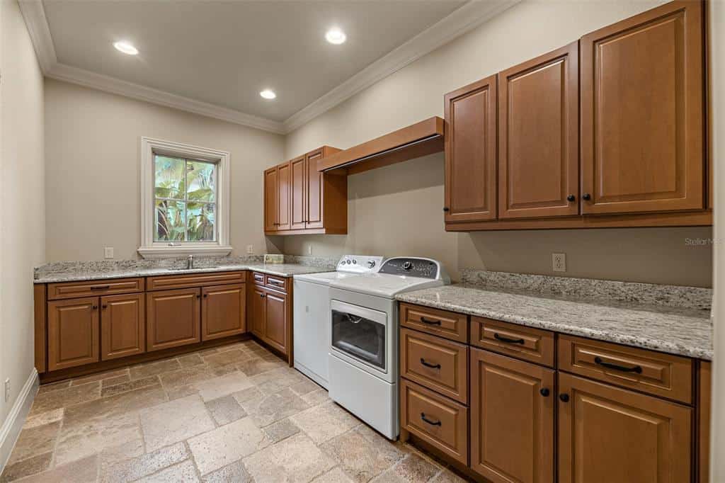 9139 Tibet Pointe Circle Windermere FL 34786