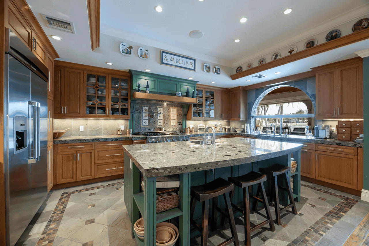 11932 S Edgewater Drive Palm Beach Gardens FL 33410