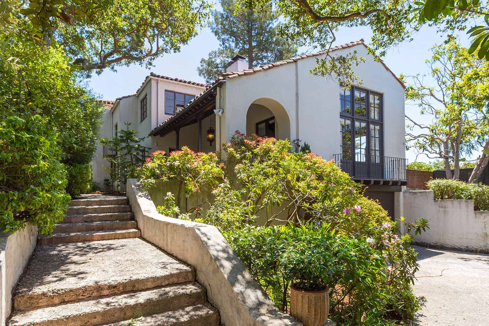61 Oak Ridge Road Berkeley CA 94705