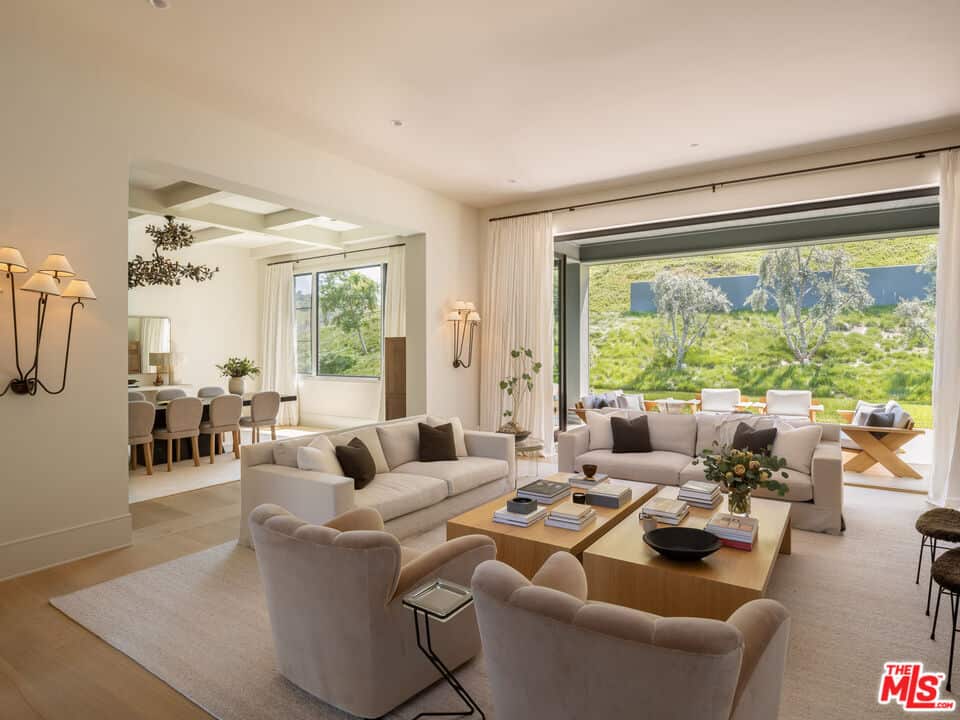 25211 Jim Bridger Road Hidden Hills CA 91302