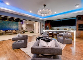 6389 Castejon Drive La Jolla CA 92037