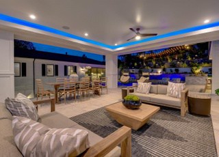 6389 Castejon Drive La Jolla CA 92037