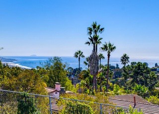 6389 Castejon Drive La Jolla CA 92037