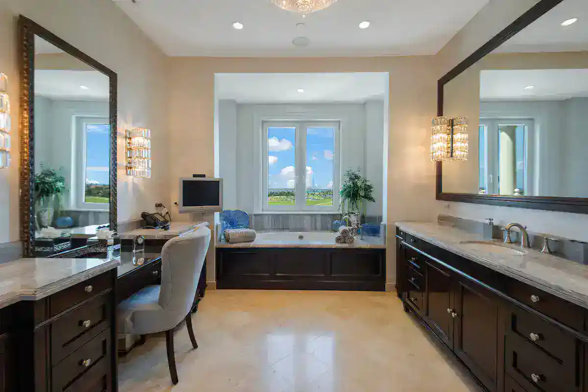 Ocean Club Estates Penthouse New Providence Paradise Island BS