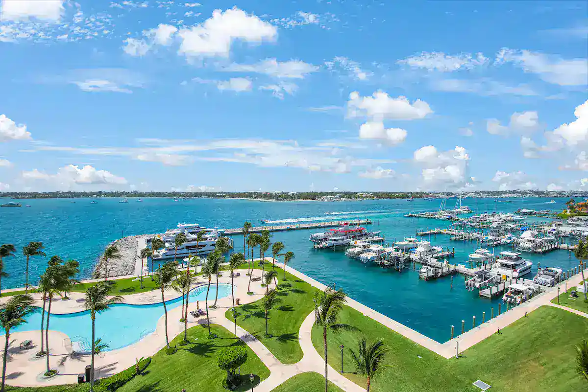 Ocean Club Estates Penthouse New Providence Paradise Island BS