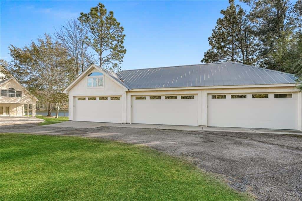 97 E Thistle Street Mandeville LA 70471