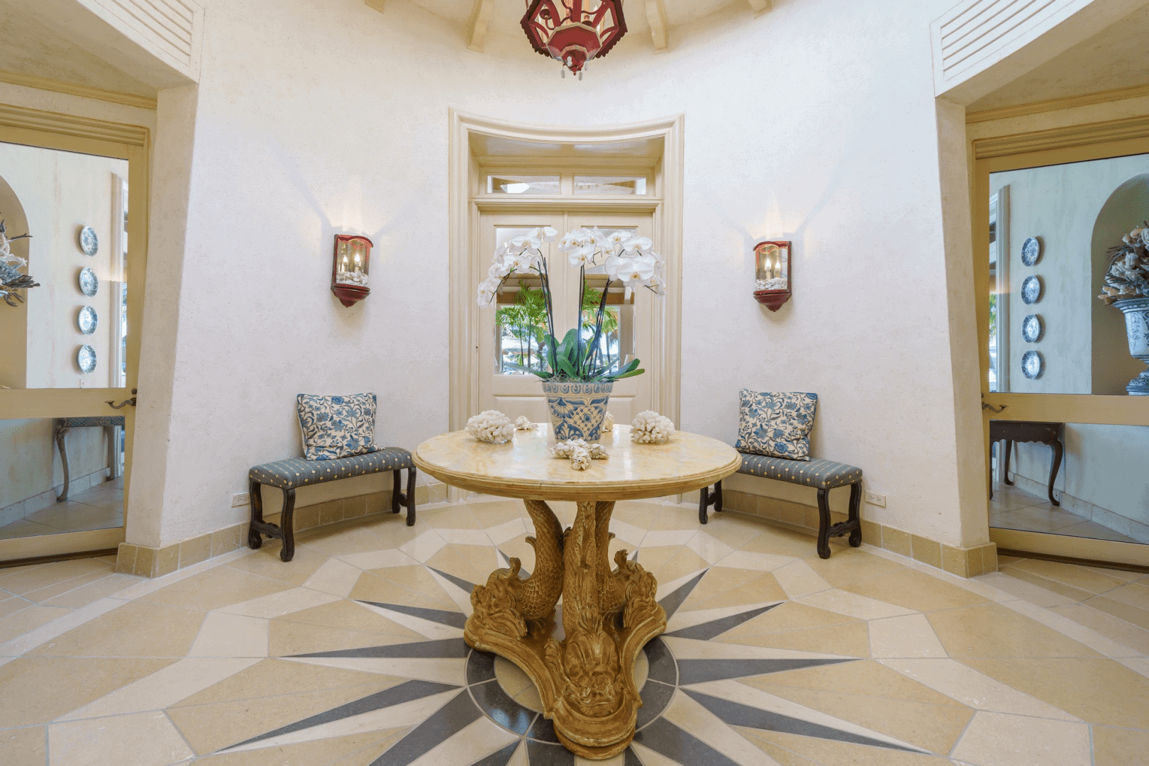 Paradise Island Drive Lyford Cay BS