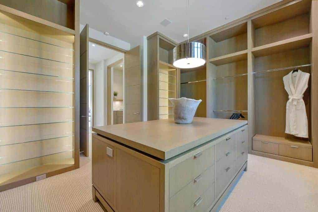 267 Camino Al Lago Atherton CA 94027