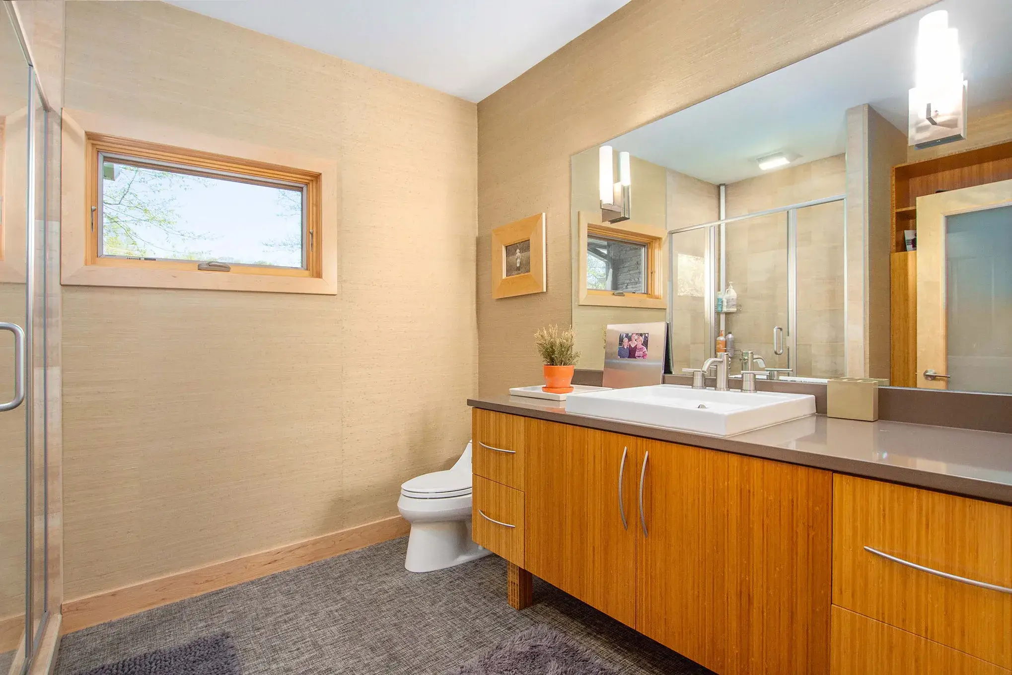1045 Skyevale Drive NE Ada MI