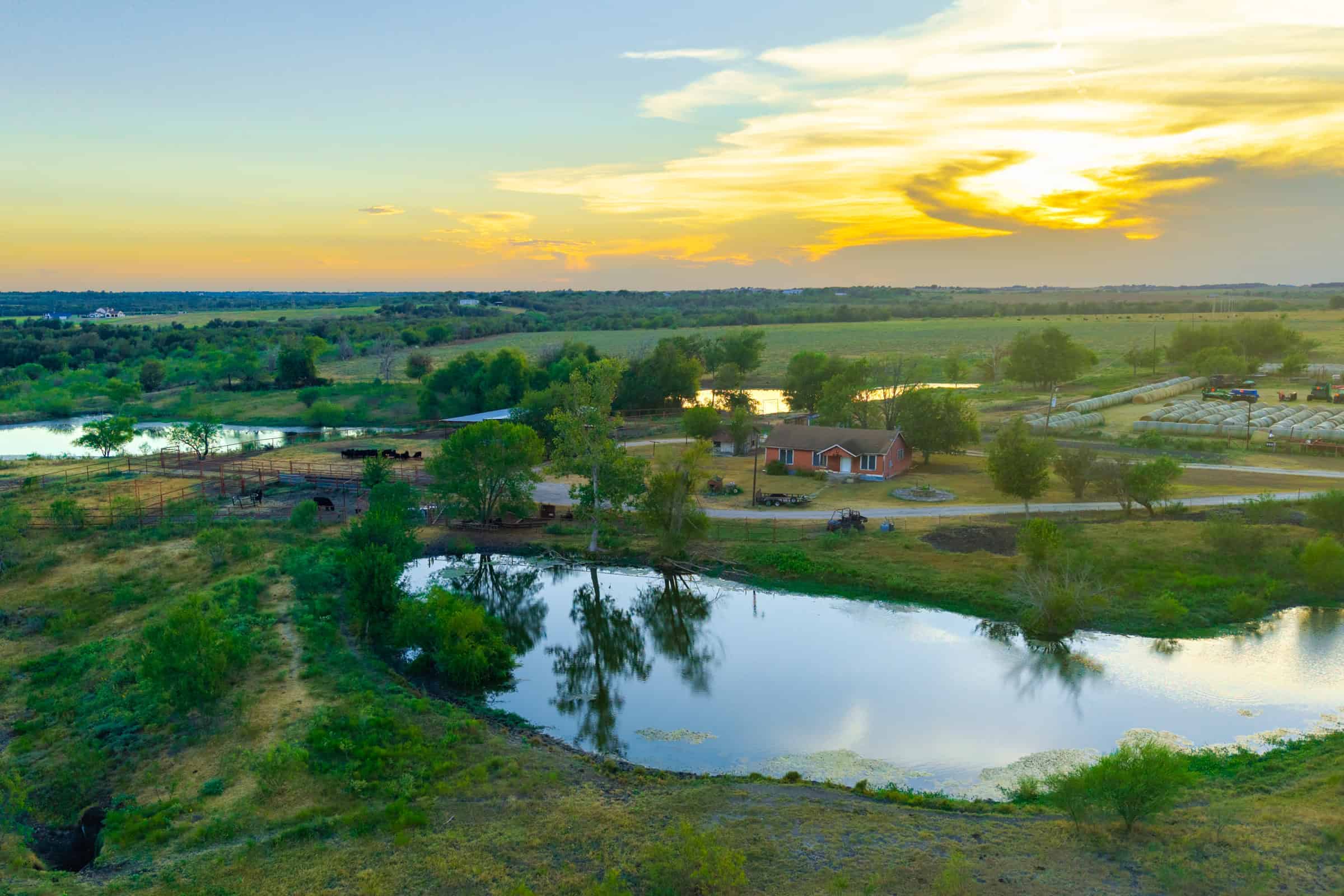 3301 Cr 424 Taylor TX 76574