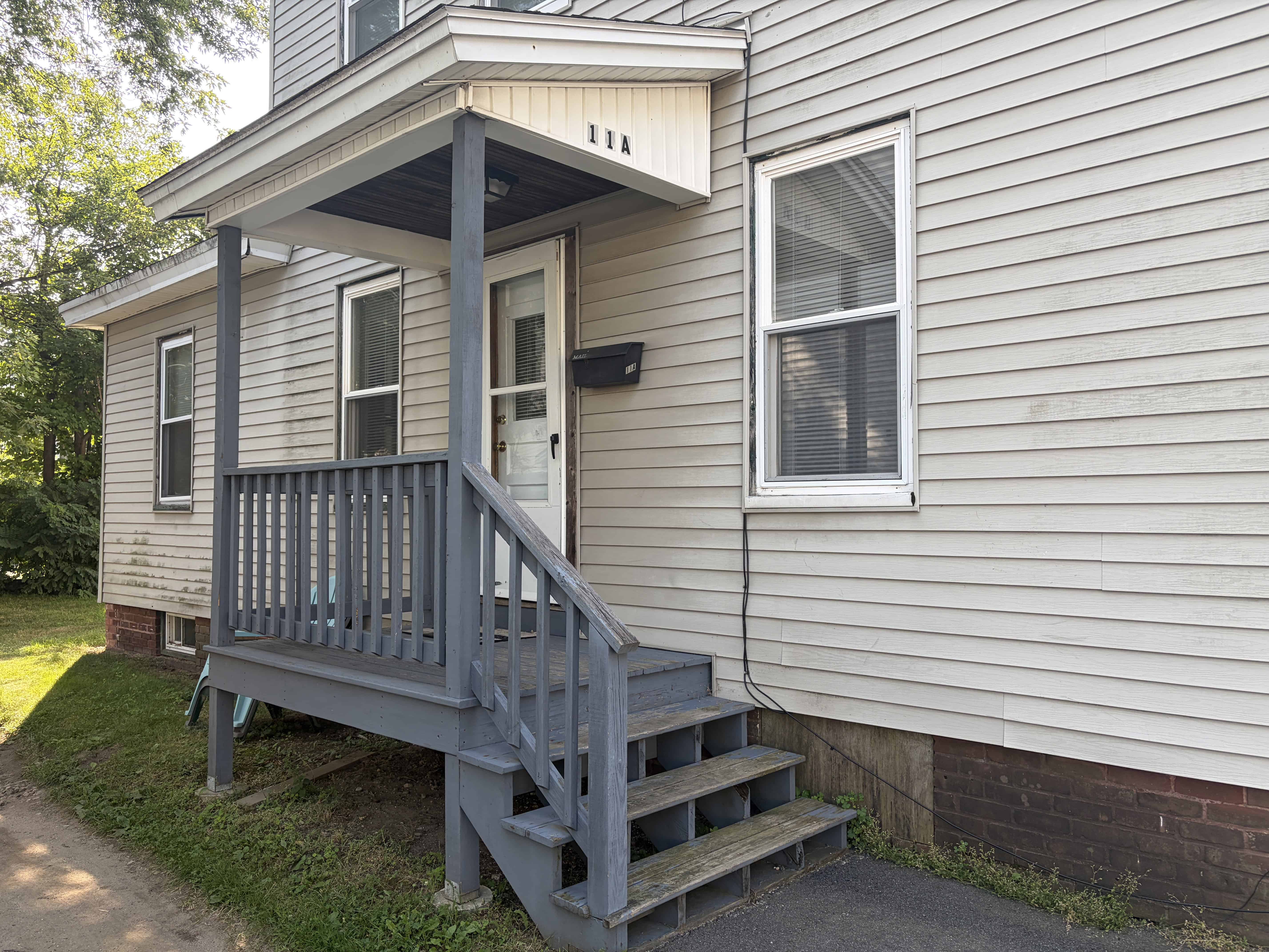 Easthampton MA 01027