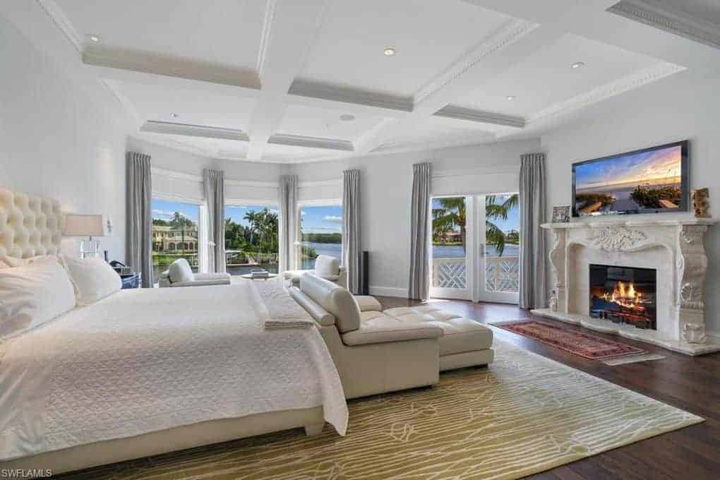 3695 Nelsons Walk Naples FL 34102