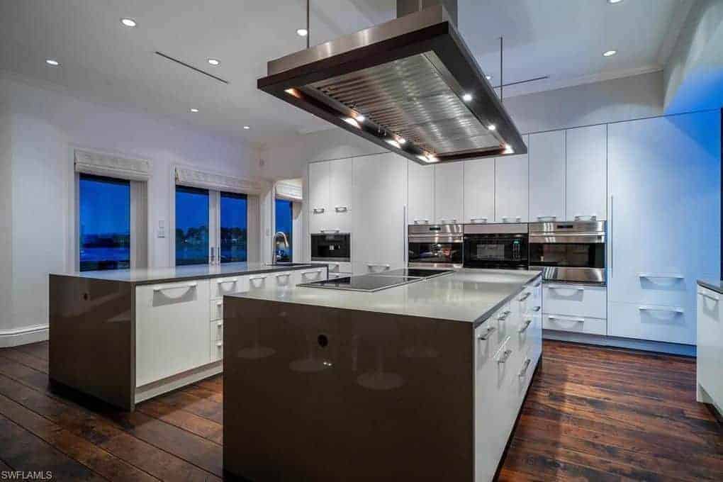 3695 Nelsons Walk Naples FL 34102