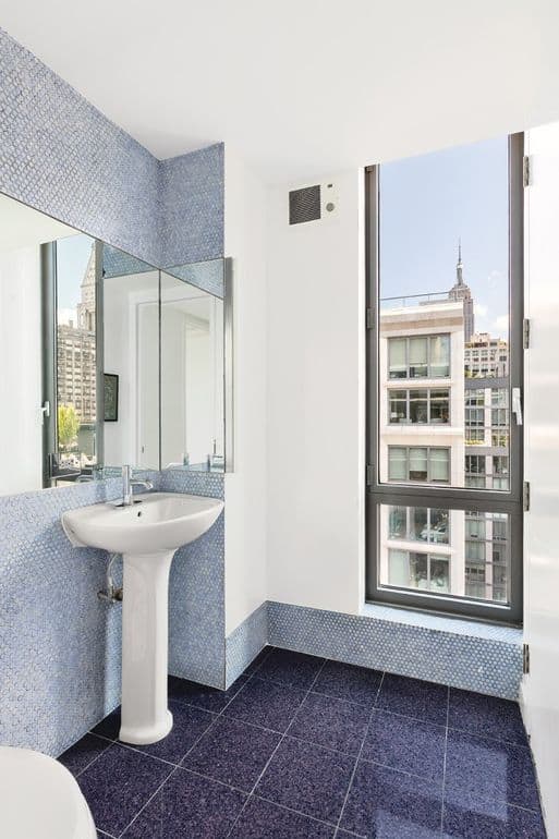 4 W 21st Street New York City NY 10010